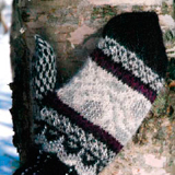 Retrostrikk  fra Tine Solheim. Stikkeoppskifter for Norsk Flid.