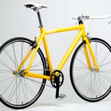 Less is more… Alta bike: En ramme, to hjul, sete og styre.