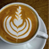 Håndverk, kjærlighet og en fin historie – servert i en perfekt kopp kaffe